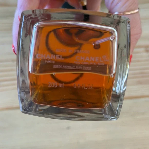 Chanel N°22 Perfume - 200ml N°22
LES EXCLUSIFS DE CHANEL – Eau de Parfum - Picture 7 of 9